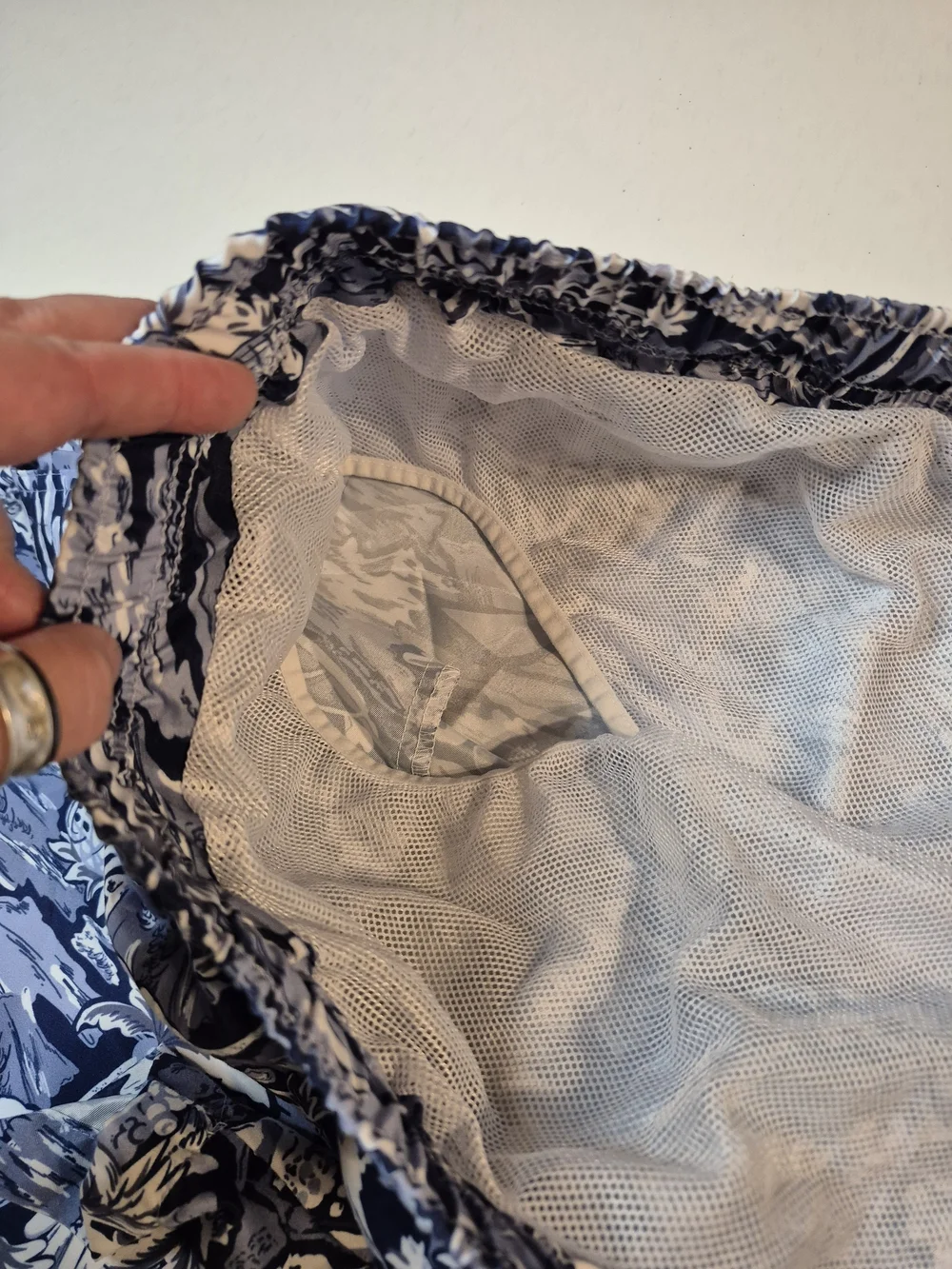 crown & ivy Blue and White Tropical Print Swim Trunks 4827
